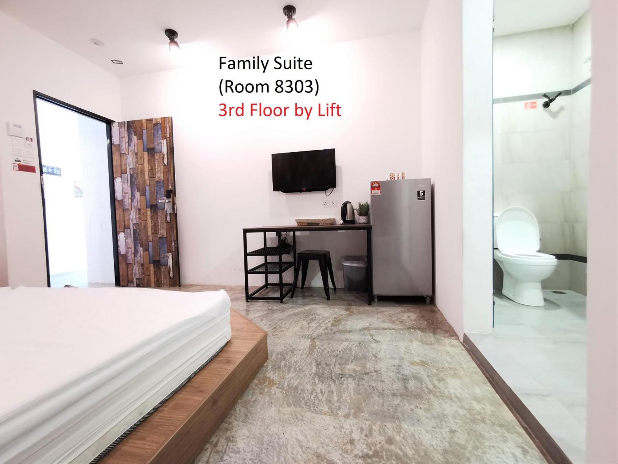 Mwv Family Suite Room Muar Εξωτερικό φωτογραφία