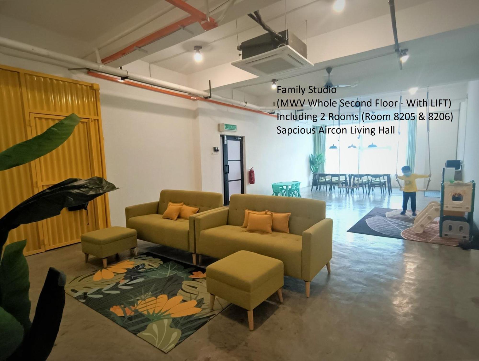Mwv Family Suite Room Muar Εξωτερικό φωτογραφία