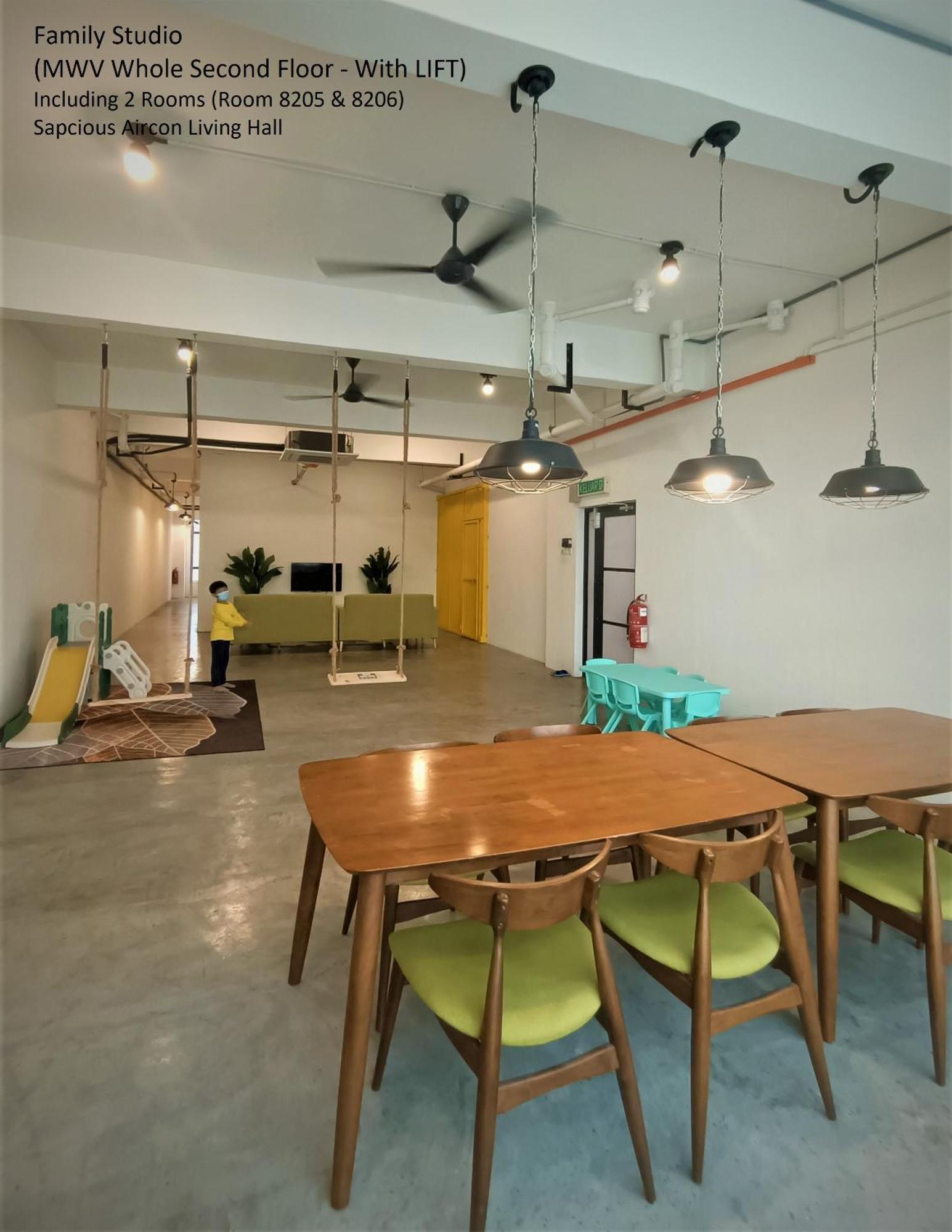 Mwv Family Suite Room Muar Εξωτερικό φωτογραφία