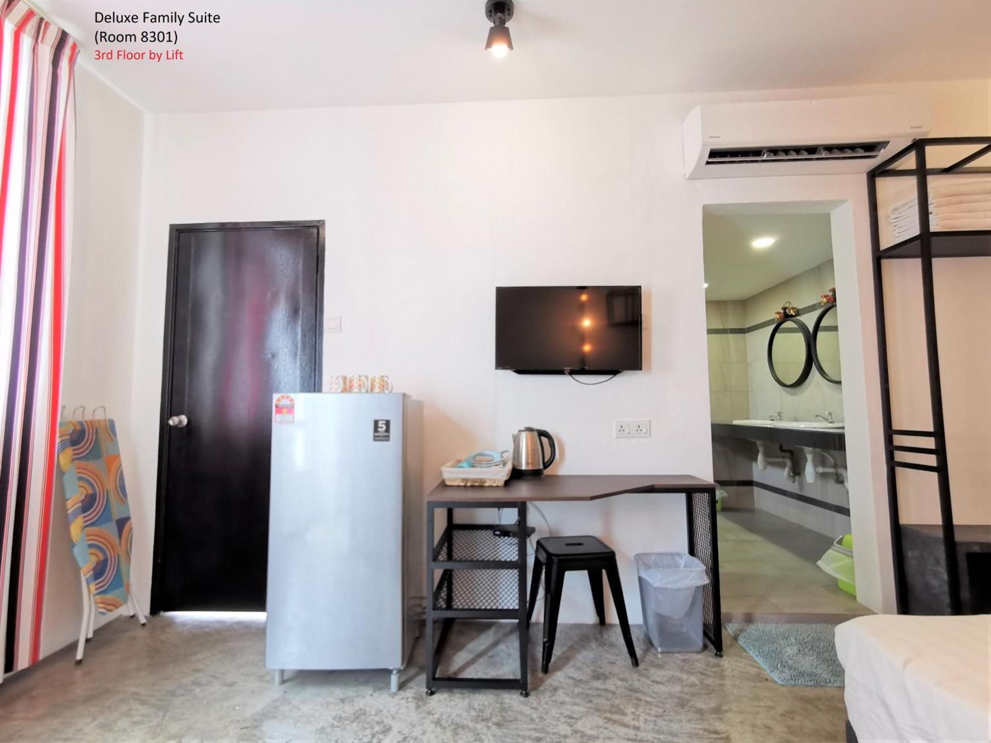 Mwv Family Suite Room Muar Εξωτερικό φωτογραφία