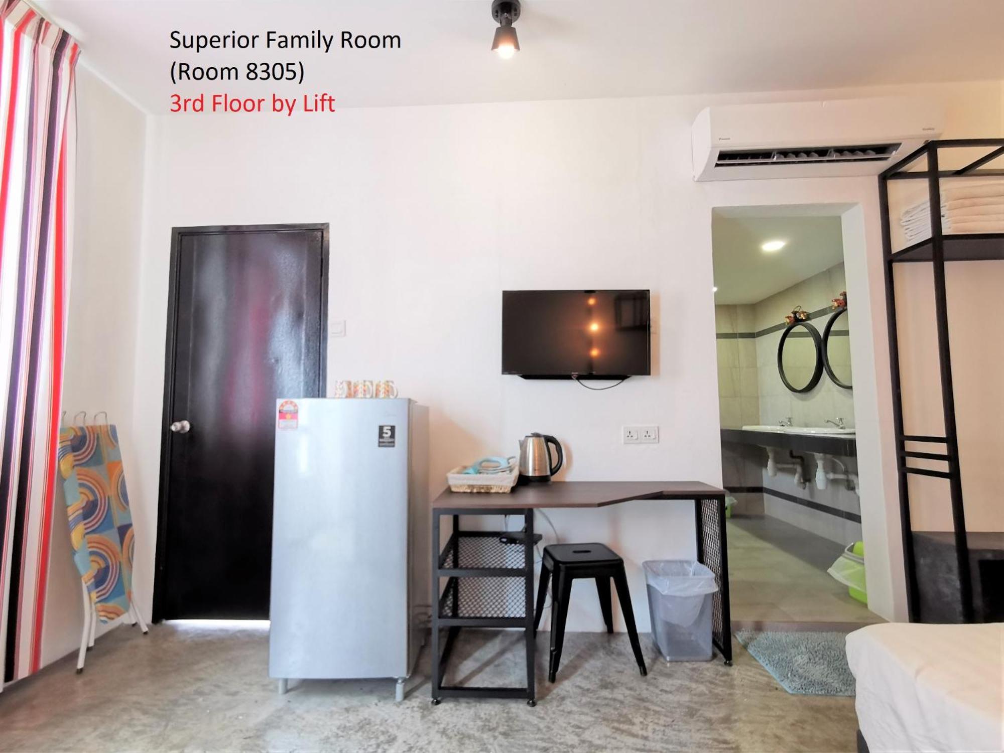 Mwv Family Suite Room Muar Εξωτερικό φωτογραφία