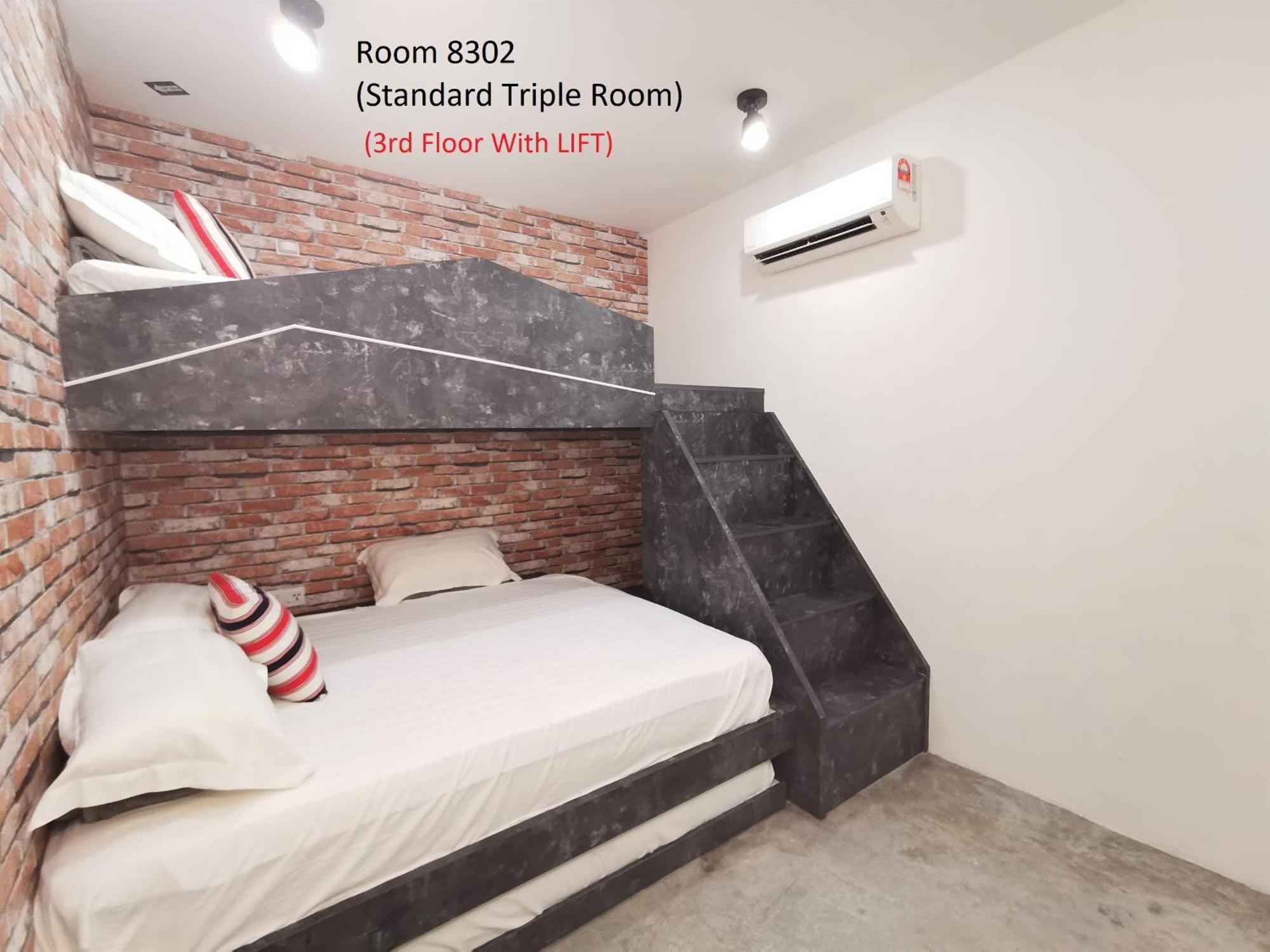 Mwv Family Suite Room Muar Εξωτερικό φωτογραφία