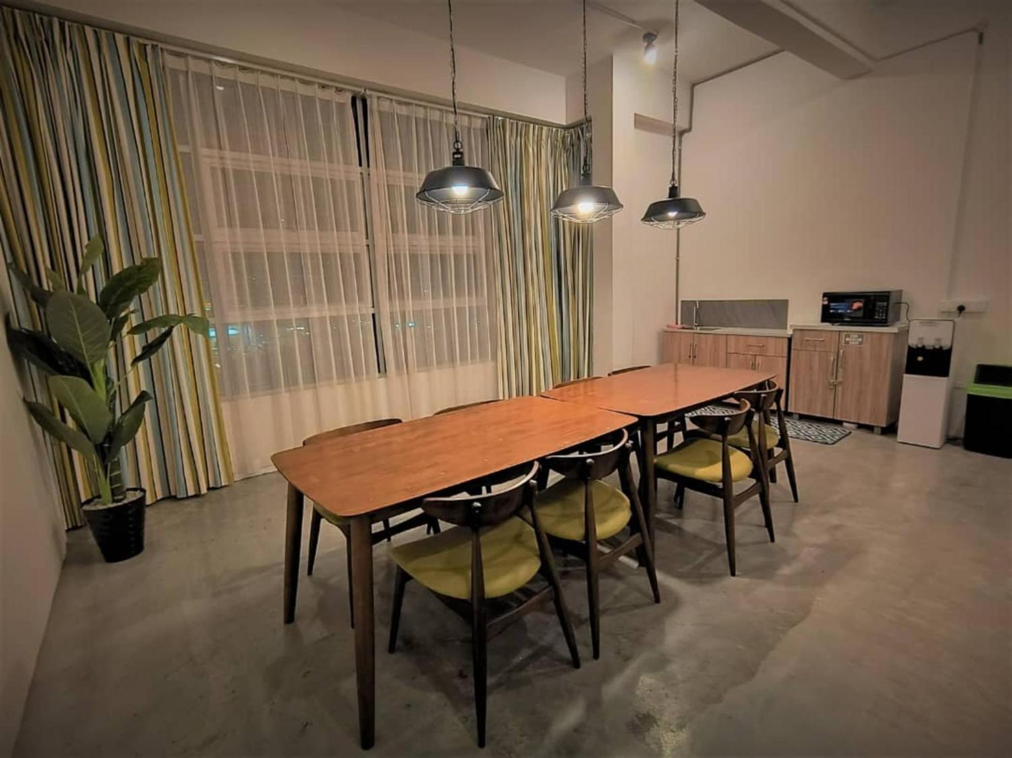 Mwv Family Suite Room Muar Εξωτερικό φωτογραφία